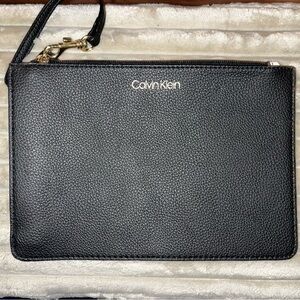 NWOT Calvin Klein Large Black Wristlet